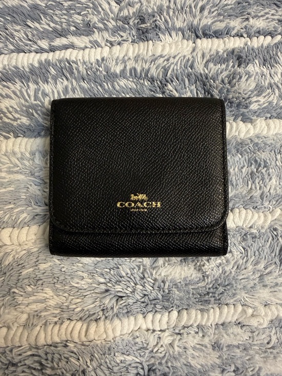 Coach Accessories - COACH Black Leather Compact Fold Card Holder with Gold Logo